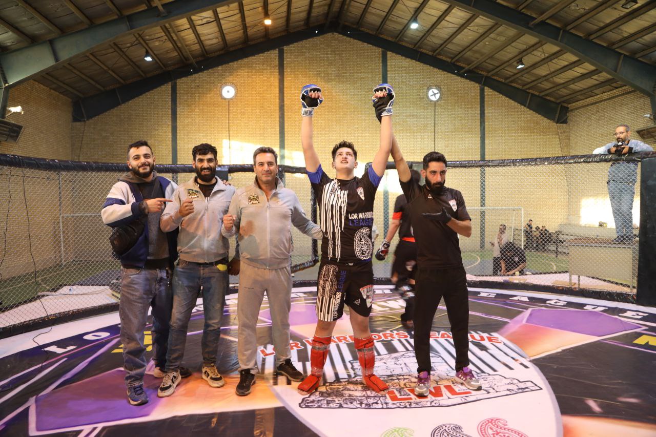 مبین طوماری قهرمان MMA