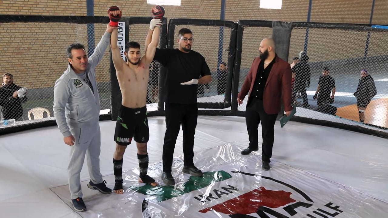 سبحان فدایی قهرمانی وزن ۷۰ کیلوگرم مسابقات MMA را از آن خود کرد 